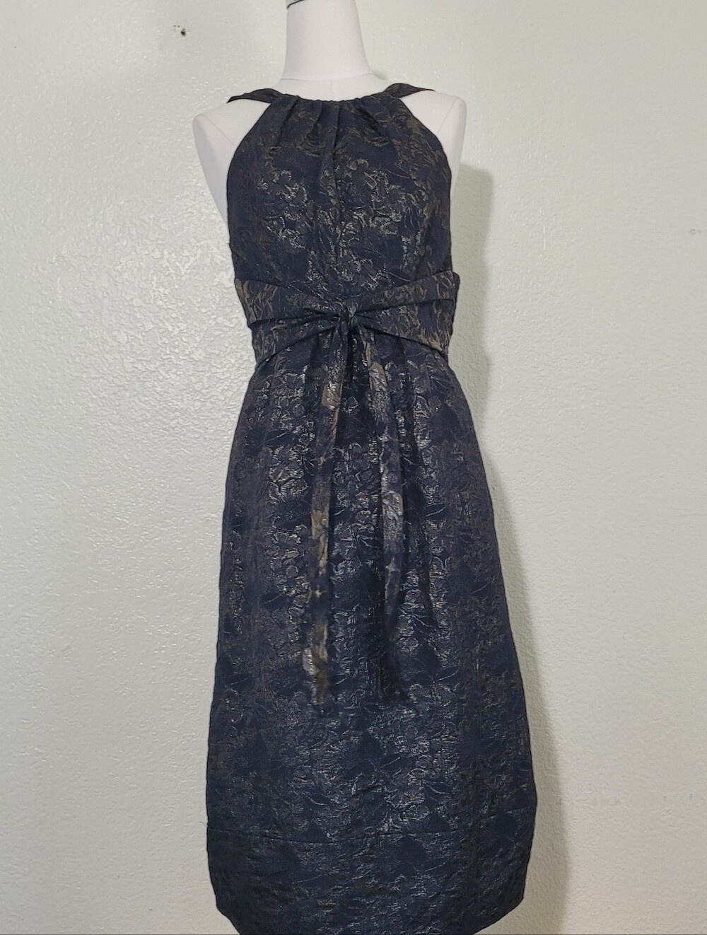 Vera Wang Black & Dark Bronze Tie Front Jacquard Cocktail Sheath Dress